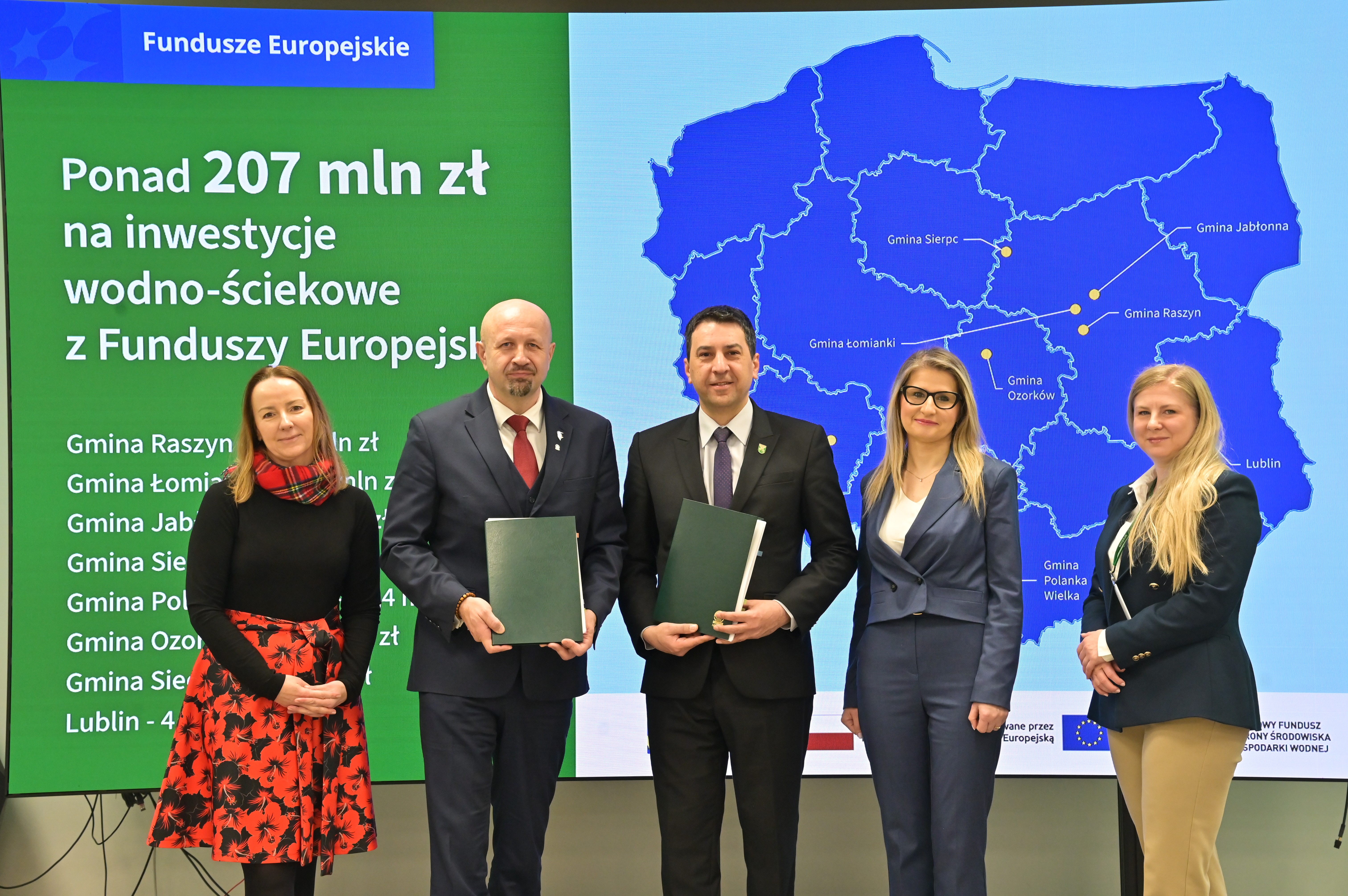 cdb11412-fa1f-4e33-afcf-b749fff37519.jpg (5.08 MB)